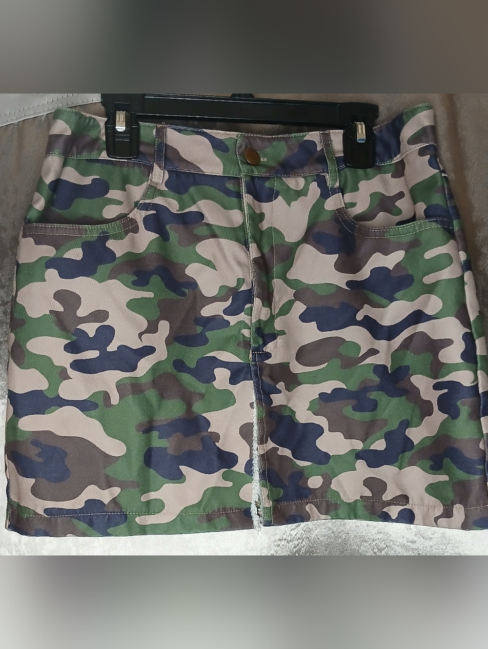 SHEIN Green Camo Mini Skirt Size Small